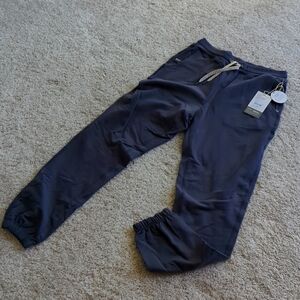 NWT Vuori joggers XS Laguna